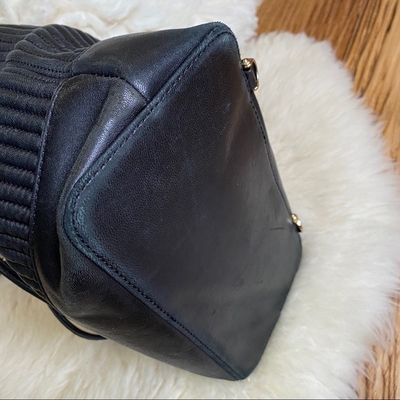 Henri Bendel No 7 Convertible Quilted Backpack Black Gold Hardware - Picture 4 of 14